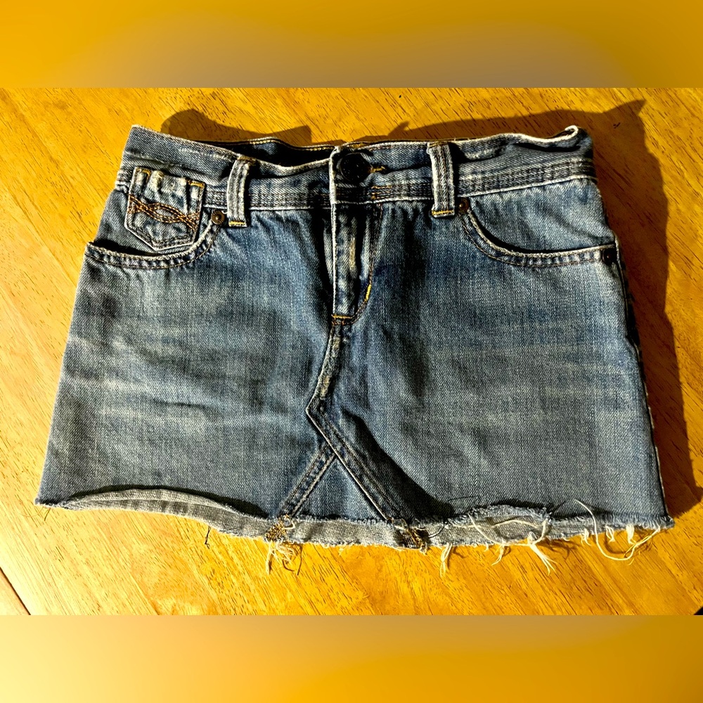 Sz 10 girls Abercrombie Jean skirt